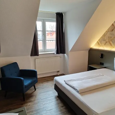 Siebeneichen Hotel 3*